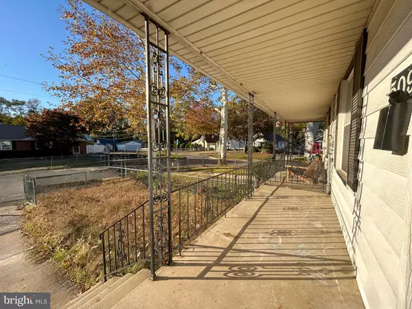 Delanco, NJ 08075,509 ORCHARD AVE