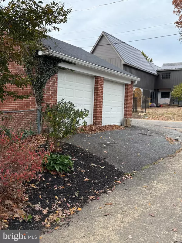 Frederick, MD 21701,301 FLEMING AVE