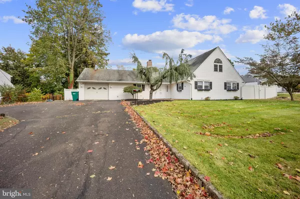 Levittown, PA 19056,301 SNOWBALL DR