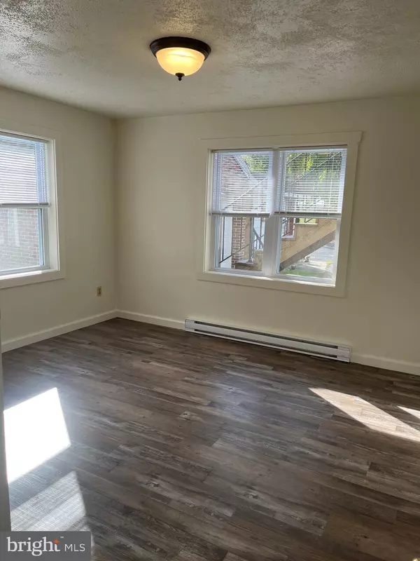 Ronks, PA 17572,2802 E LINCOLN HWY #1ST FLR REAR