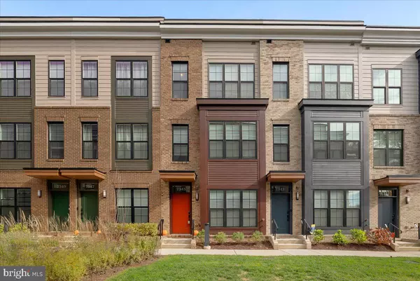 7345 BLADE DR, Falls Church, VA 22042