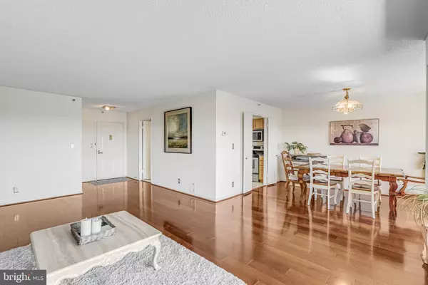 Arlington, VA 22209,1600 N OAK ST #1521