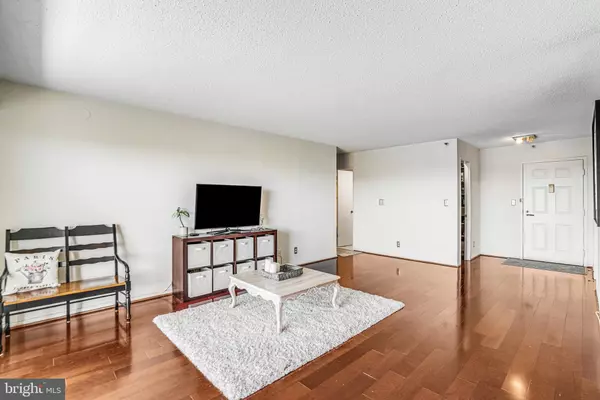 Arlington, VA 22209,1600 N OAK ST #1521