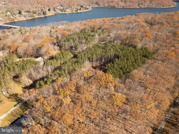 Oakland, MD 21550,170 SAN FRANCISCO ST