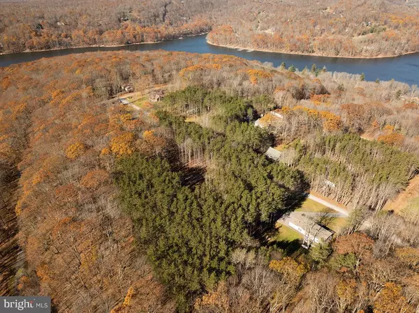 Oakland, MD 21550,170 SAN FRANCISCO ST