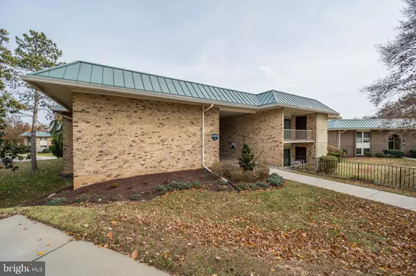 Silver Spring, MD 20906,3350 GLENEAGLES DR #70-1D