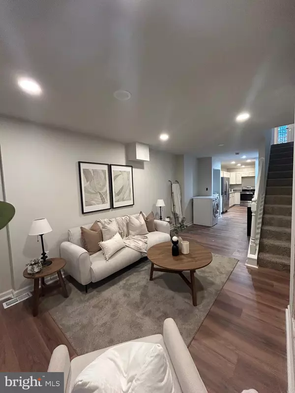 Baltimore, MD 21217,504 LAURENS ST