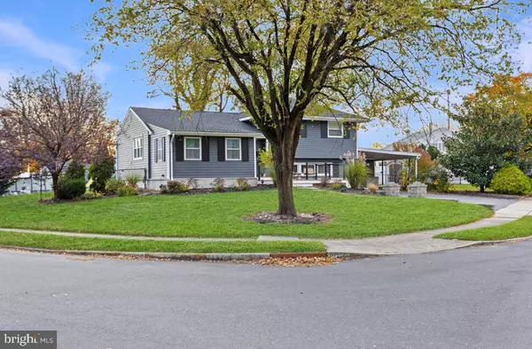 Burlington, NJ 08016,2 SPRUCE RD