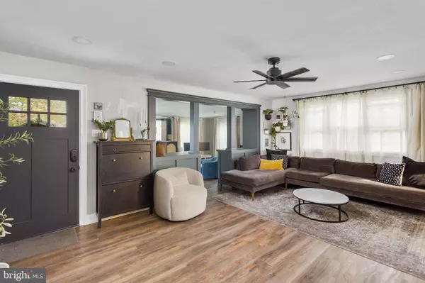 Burlington, NJ 08016,2 SPRUCE RD