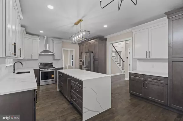 Conshohocken, PA 19428,1212 LEMONTON CT