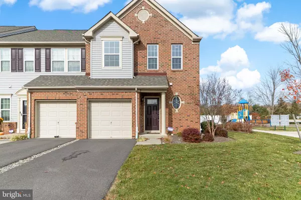 Hamilton, NJ 08619,42 SUNDANCE DR