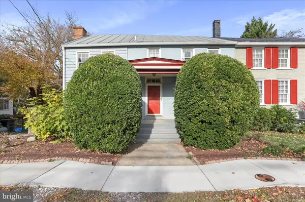 Shepherdstown, WV 25443,207 W HIGH ST