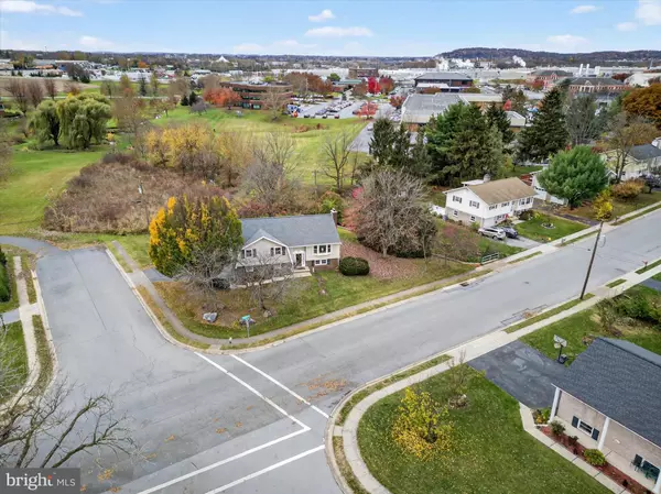 Lancaster, PA 17601,444 BISCAYNE RD