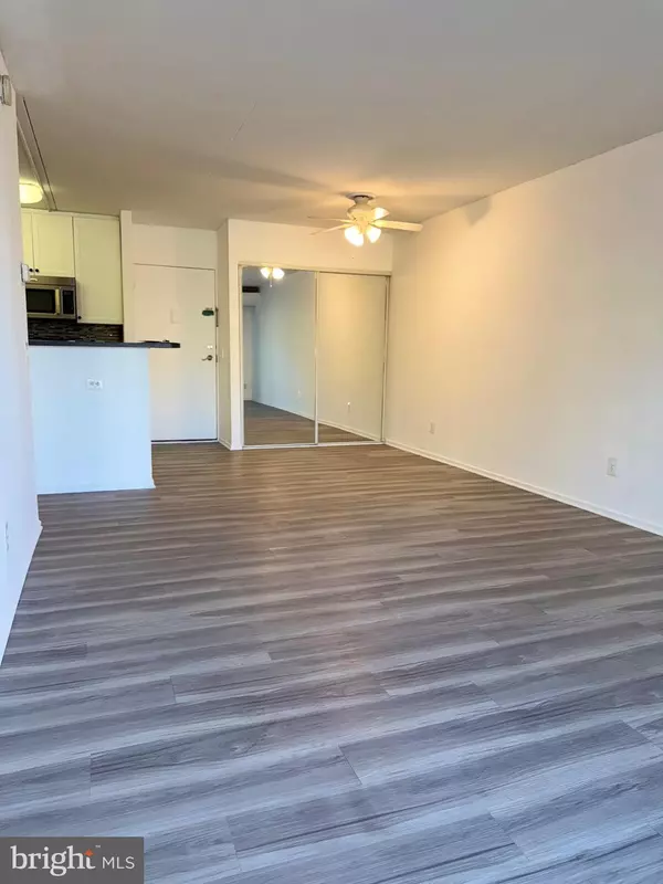 Alexandria, VA 22304,60 S VAN DORN ST #314