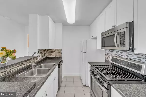 60 S VAN DORN ST #314, Alexandria, VA 22304