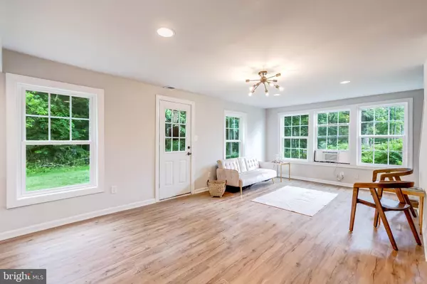 Aldie, VA 20105,24436 LENAH RD