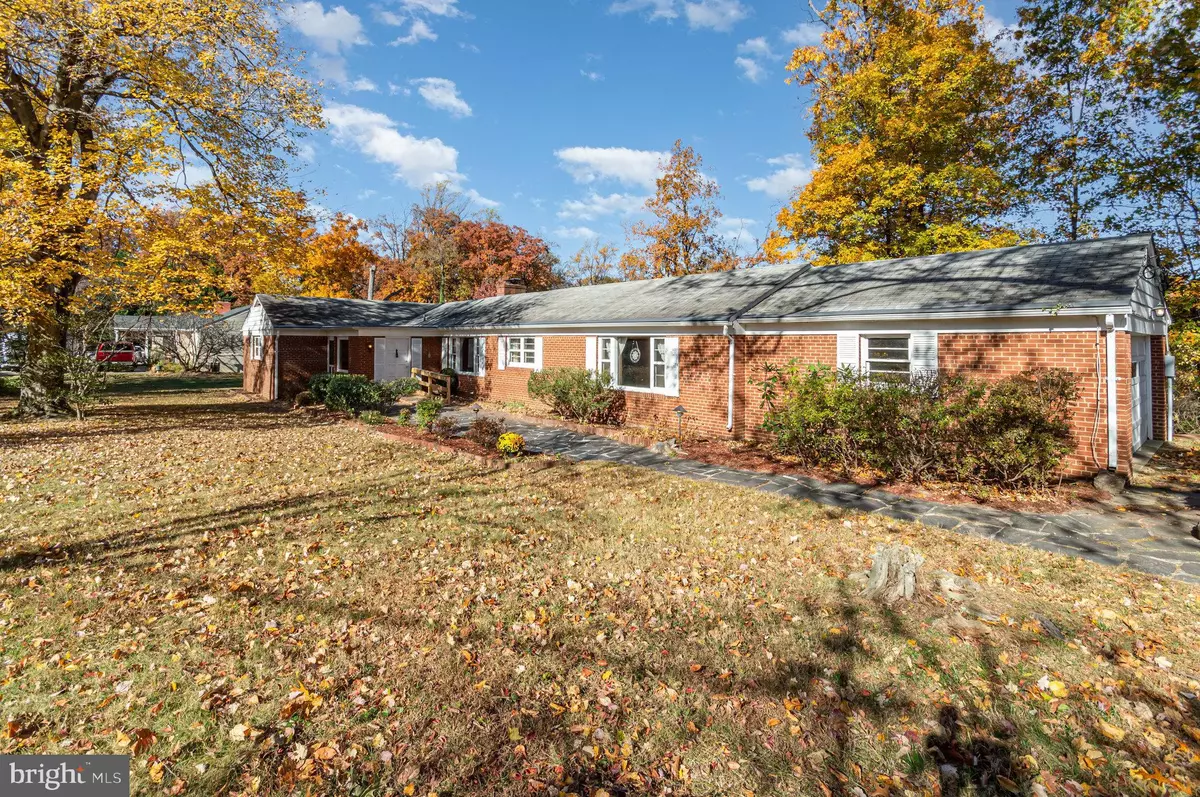 Alexandria, VA 22312,6478 WOODRIDGE RD