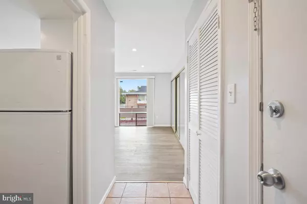 Oxon Hill, MD 20745,557 WILSON BRIDGE DR #C-1