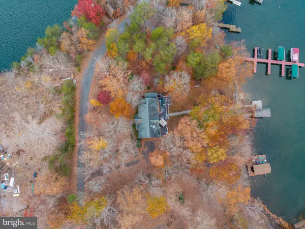 Mineral, VA 23117,464 DOUGLAS RD