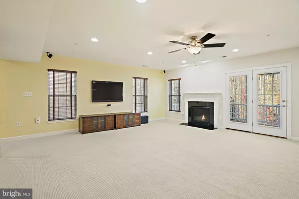 Laurel, MD 20707,7312 ARCHSINE LN