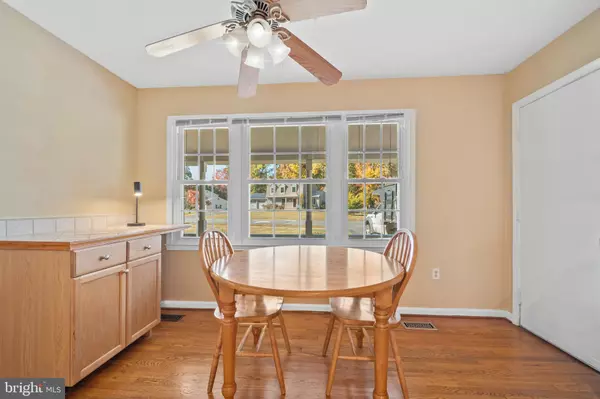 Reston, VA 20191,2335 ROSEDOWN DR