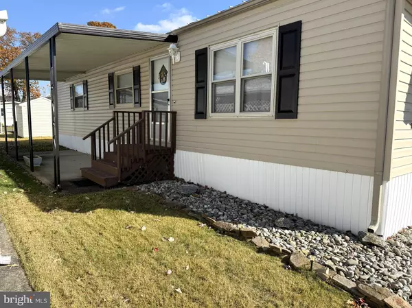 Williamstown, NJ 08094,159 NEW HOPE LANE