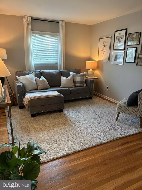 Bellmawr, NJ 08031,288 CREEK RD