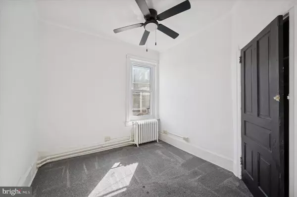 Philadelphia, PA 19131,5262 PARKSIDE AVE