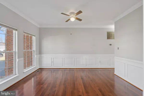 Manassas Park, VA 20111,9193 MATTHEW DR