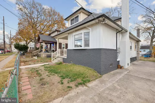 National Park, NJ 08063,814 HESSIAN AVE