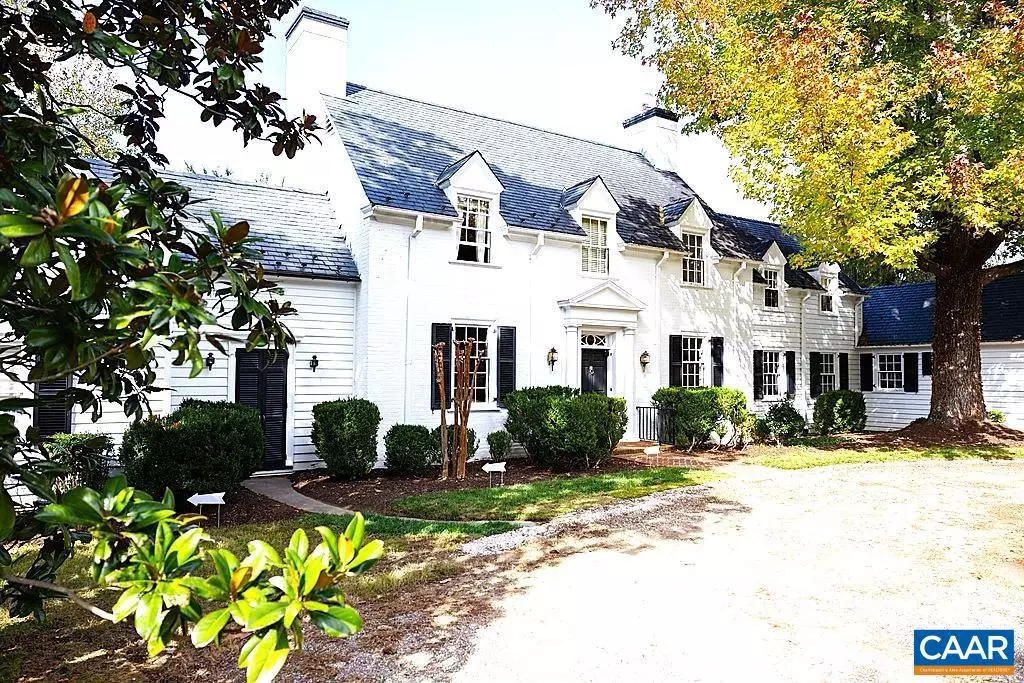 Charlottesville, VA 22901,640 IVY LN