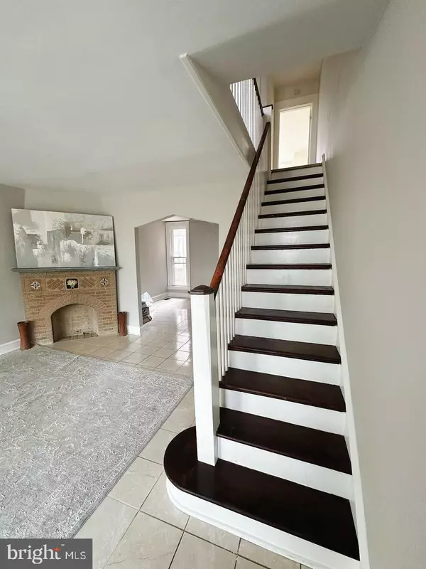 Philadelphia, PA 19135,4232 LEVICK ST