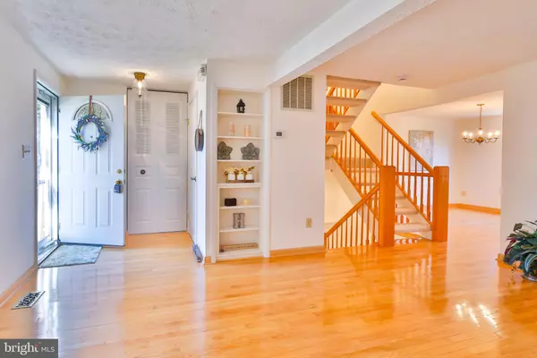 Glen Burnie, MD 21061,415 WARLOCK CT