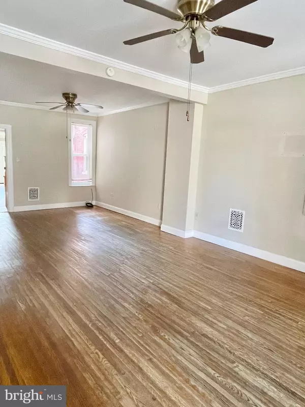 York, PA 17403,1140 E MARKET ST