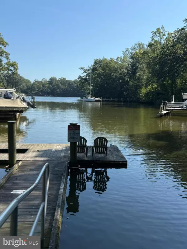 Annapolis, MD 21401,730 CRISFIELD WAY