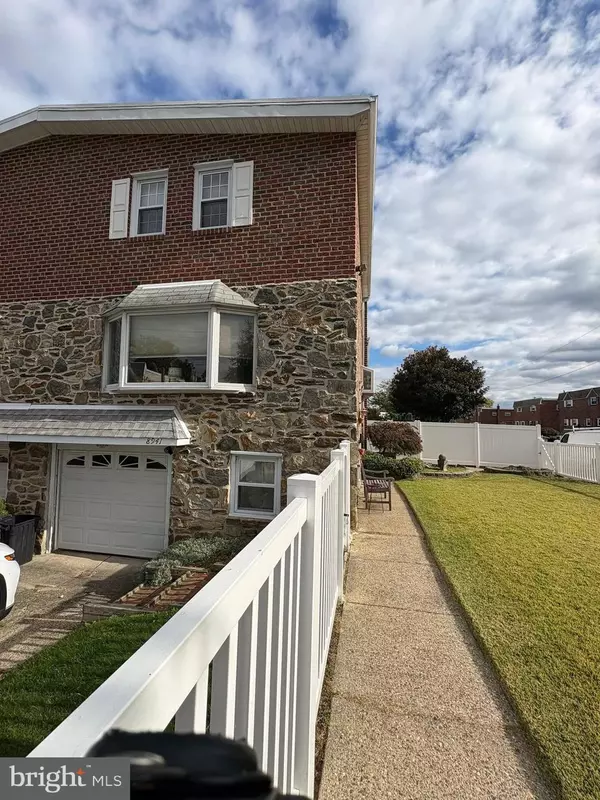 8941 DEWEES ST, Philadelphia, PA 19152