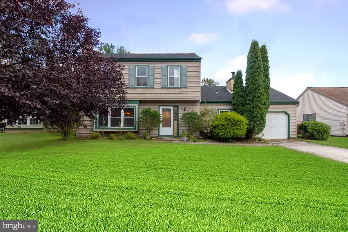 Swedesboro, NJ 08085,18 DOGWOOD PL