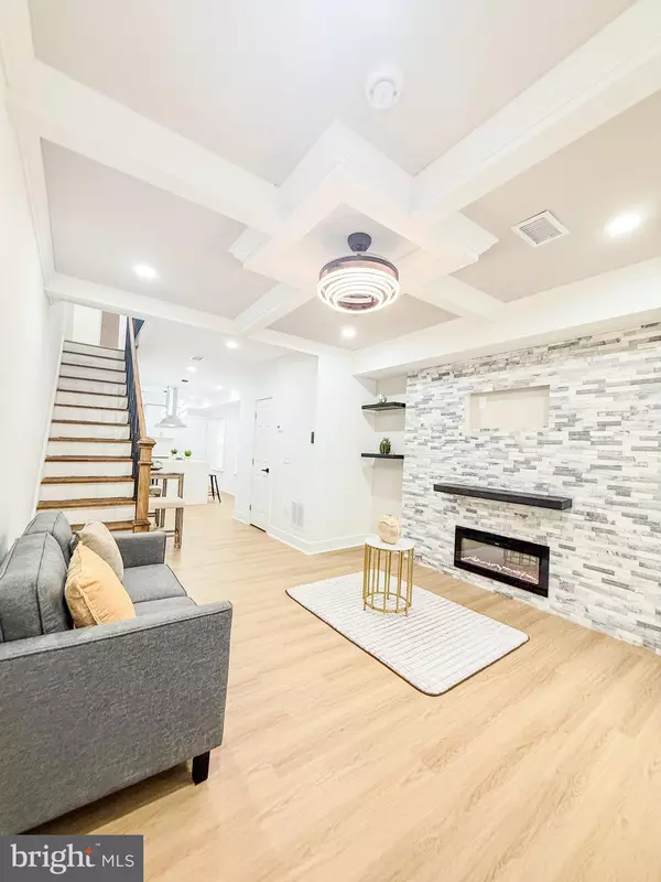 Baltimore, MD 21213,1518 PORT