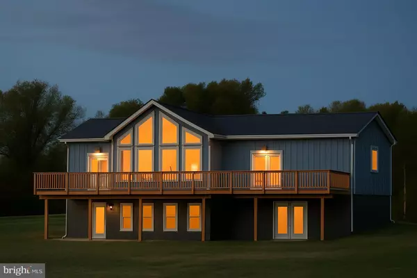 Linden, VA 22642,3 LEE DRIVE