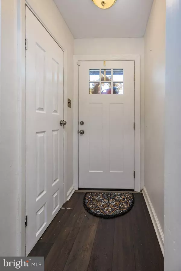 Philadelphia, PA 19111,800 DISSTON ST