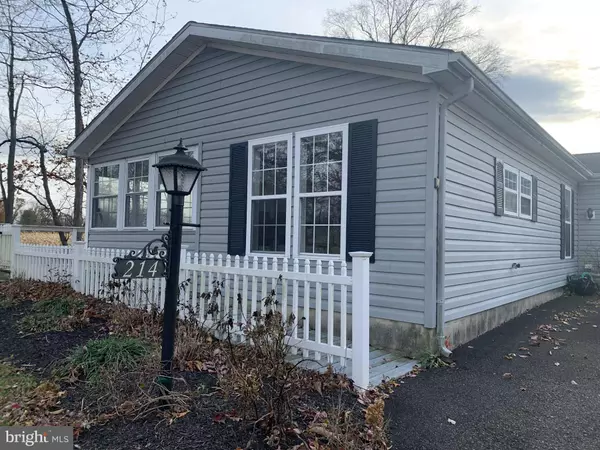 New Hope, PA 18938,214 DOVE CT