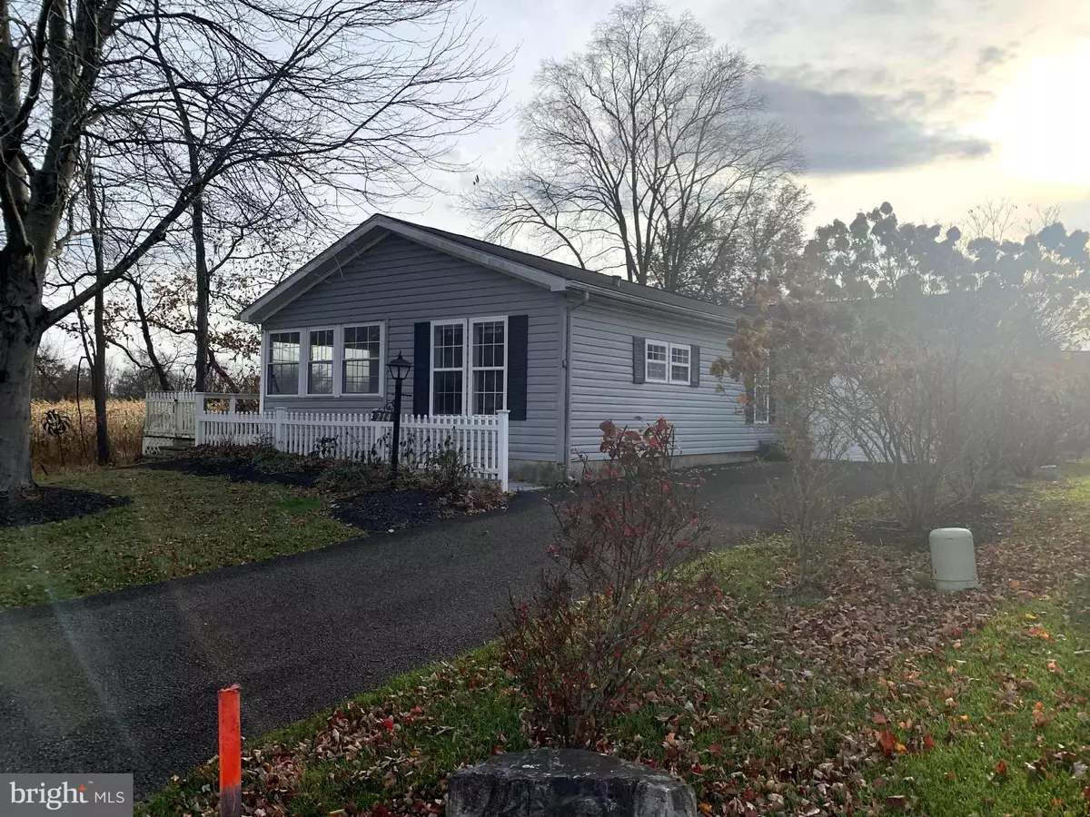 New Hope, PA 18938,214 DOVE CT