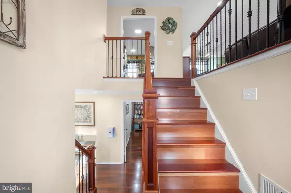 Fairfax, VA 22032,10708 RIPPON LODGE DR