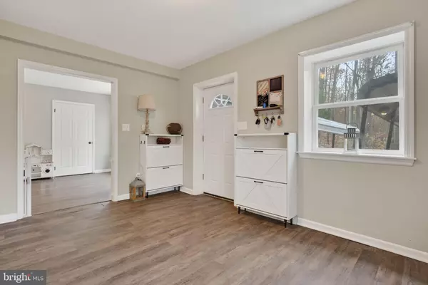 Felton, PA 17322,11983 TREE LN