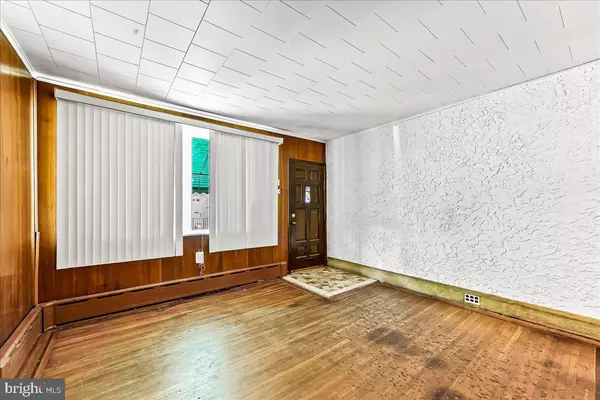 Philadelphia, PA 19148,2547 S SARTAIN ST