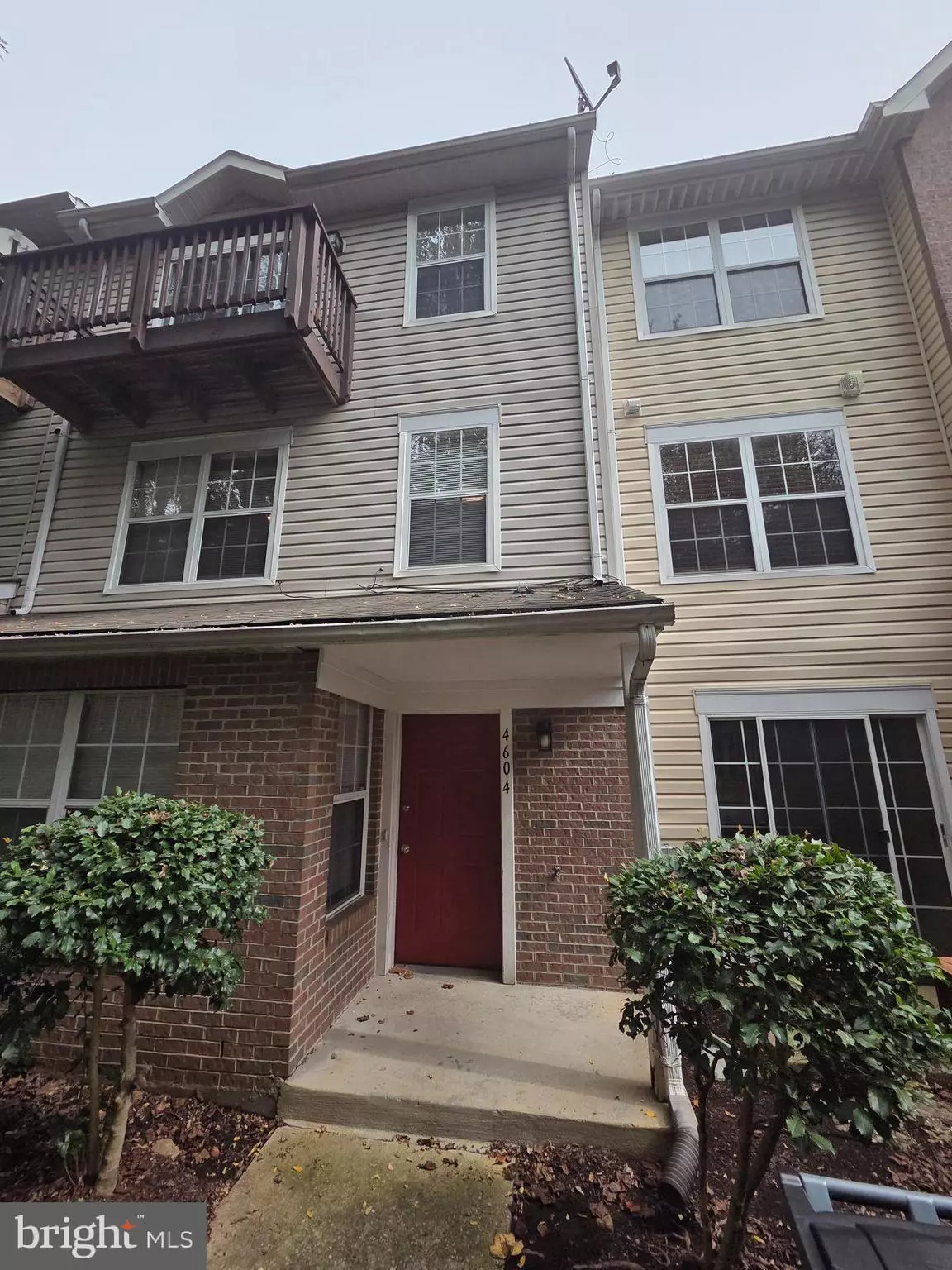 Bowie, MD 20720,4604 DEEPWOOD CT #87D