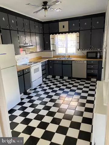 Newport, PA 17074,422 MULBERRY ST