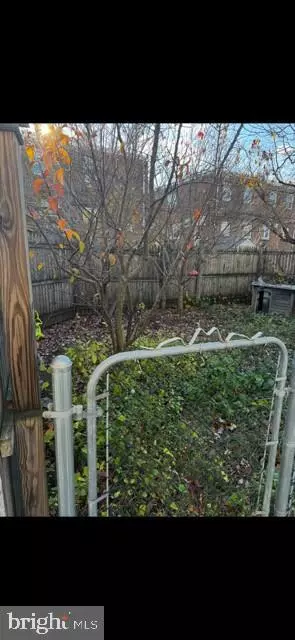 Philadelphia, PA 19152,3008 VISTA ST