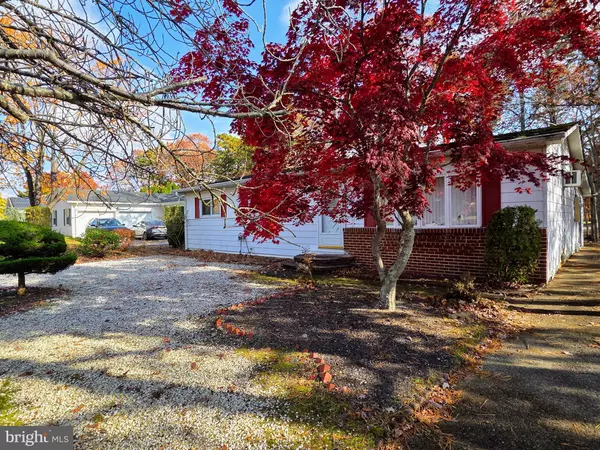 Manahawkin, NJ 08050,399 LIGHTHOUSE DRIVE