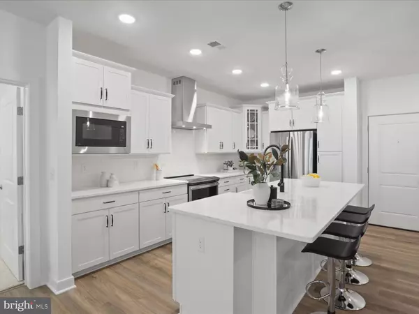 Ashburn, VA 20147,21731 DOVEKIE TER #205